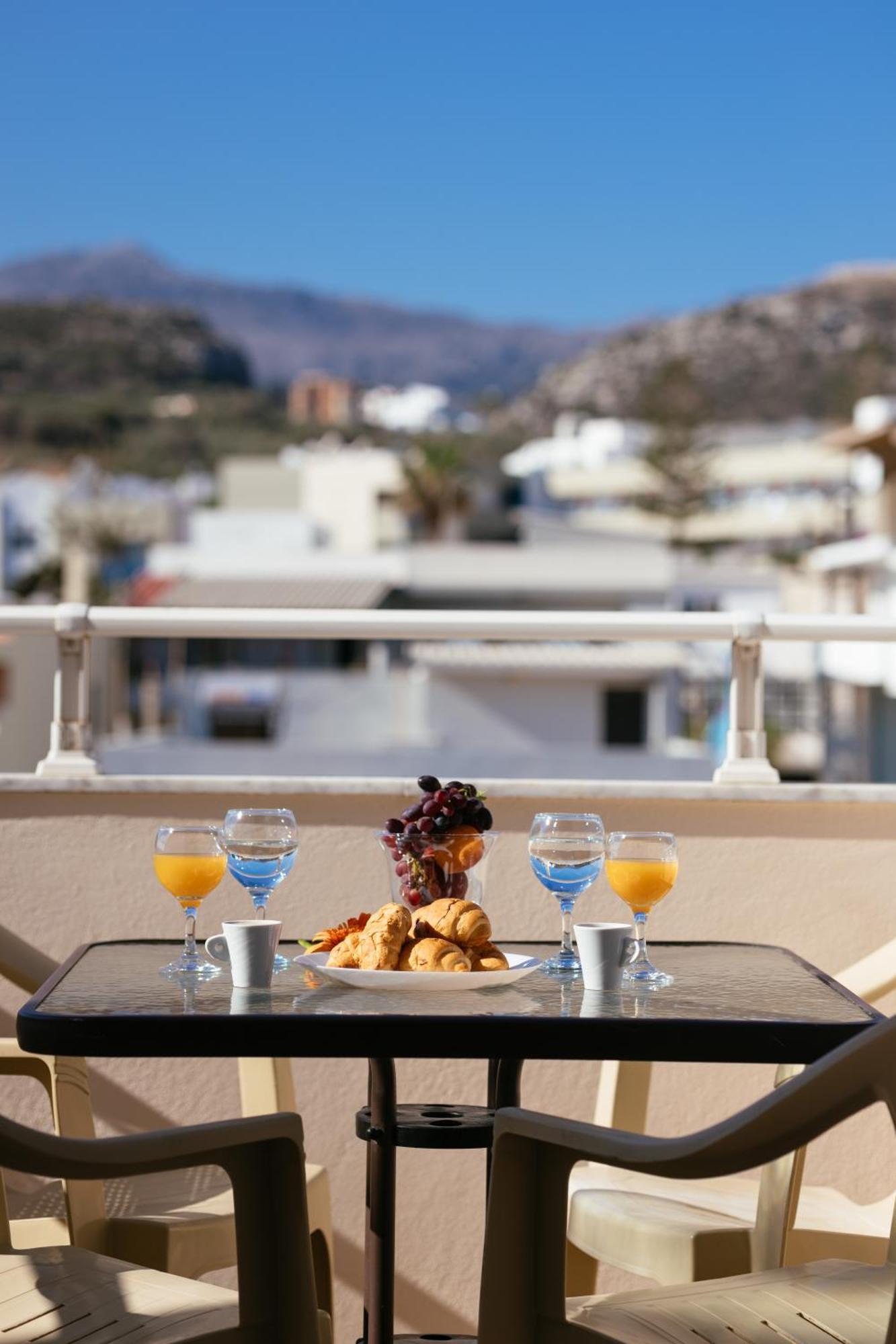 Ferienwohnung SEPERI sea&sun Rethymno Exterior foto